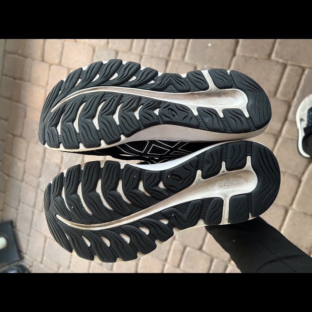 Adidas - Picture 2 of 5